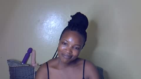 Snapshot of sexy_sazii chatting on October 10, 10:14 am sexy_sazii online show from October 10, 10:14 am