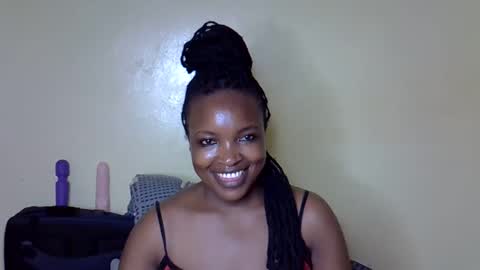 Snapshot of sexy_sazii chatting on October 19, 2:29 pm sexy_sazii online show from October 19, 2:29 pm
