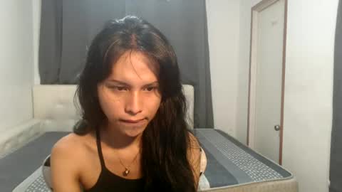 Snapshot of sexy_shanee chatting on July 6, 10:56 am shane online show from July 6, 10:56 am