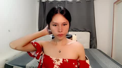 Snapshot of sexy_shanee chatting on July 19, 4:38 am shane online show from July 19, 4:38 am