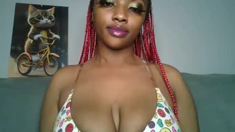 Snapshot of sexy_sweetcandy chatting on February 11, 10:28 pm sexy sweetcandy online show from February 11, 10:28 pm