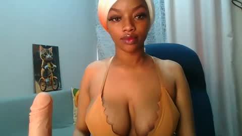 Snapshot of sexy_sweetcandy chatting on September 27, 7:24 am sexy sweetcandy online show from September 27, 7:24 am