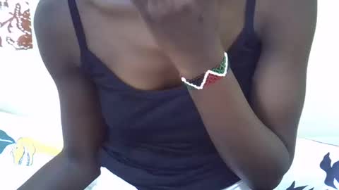 Snapshot of sexy_tania1 chatting on September 22, 9:33 am sexy_tania1 online show from September 22, 9:33 am