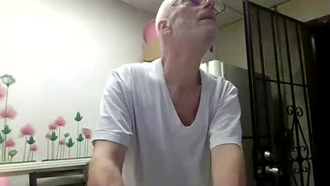 Daddy online show from April 26, 10:18 pm