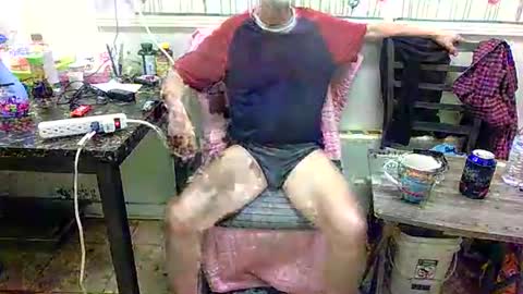 Daddy online show from April 30, 6:03 pm