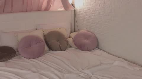 Snapshot of sexy_witches chatting on October 6, 5:38 am sexy_witches online show from October 6, 5:38 am