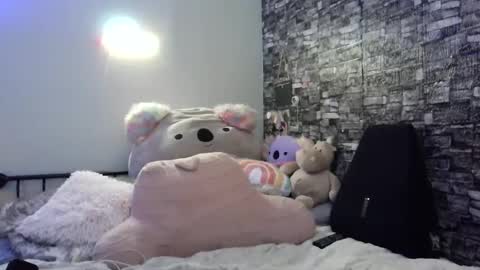 Kali  Brent online show from September 28, 6:24 pm