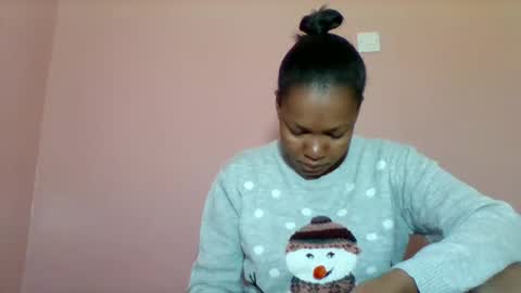 Snapshot of sexyapple2002 chatting on September 9, 6:57 am sexyapple2002 online show from September 9, 6:57 am