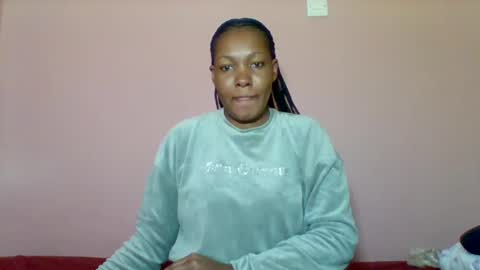 Snapshot of sexyapple2002 chatting on September 18, 8:44 pm sexyapple2002 online show from September 18, 8:44 pm