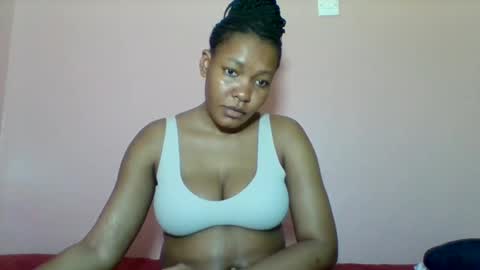 Snapshot of sexyapple2002 chatting on October 6, 7:11 pm sexyapple2002 online show from October 6, 7:11 pm
