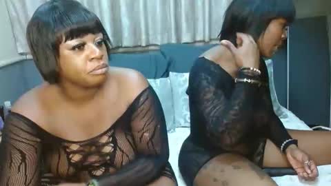 Snapshot of sexyassshaz chatting on February 18, 10:39 pm shazz online show from February 18, 10:39 pm