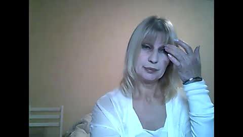 Snapshot of sexybabyforyou chatting on December 9, 9:16 pm sexybabyforyou online show from December 9, 9:16 pm