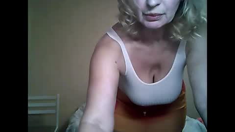 Snapshot of sexybabyforyou chatting on January 5, 2:38 am sexybabyforyou online show from January 5, 2:38 am
