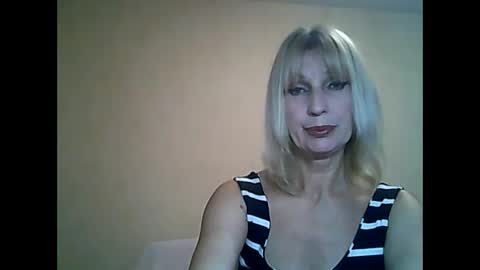 Snapshot of sexybabyforyou chatting on November 7, 11:27 pm sexybabyforyou online show from November 7, 11:27 pm