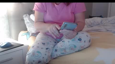 Sexyblonde4u58 online show from January 12, 5:34 am