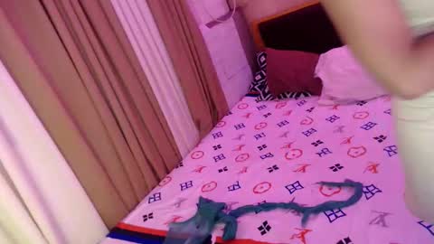 Snapshot of sexybriannabonita chatting on September 19, 9:54 am sunshine online show from September 19, 9:54 am