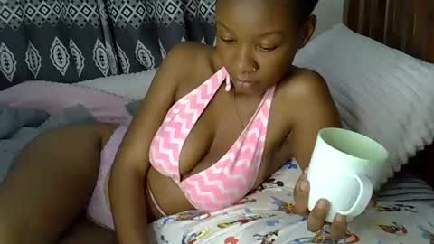 Carinah online show from March 17, 10:57 pm