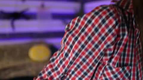 Snapshot of sexycelline chatting on November 16, 5:35 am Celline online show from November 16, 5:35 am