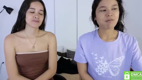chanell and yina online show from October 29, 1:24 pm