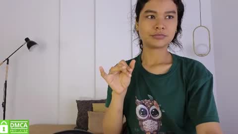 chanell and yina online show from June 28, 1:28 pm