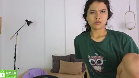 chanell and yina online show from July 29, 2:04 pm