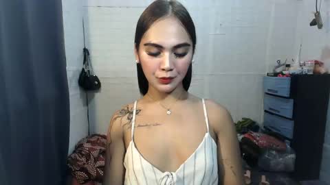 pretty Cheska online show from March 4, 8:20 am