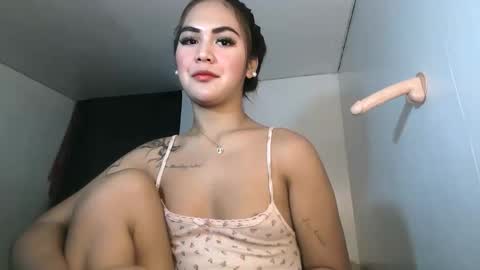 Snapshot of sexycheskax18 chatting on May 3, 7:09 pm pretty Cheska online show from May 3, 7:09 pm