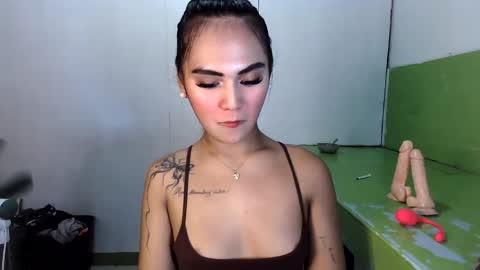 Snapshot of sexycheskax18 chatting on June 1, 9:16 pm pretty Cheska online show from June 1, 9:16 pm