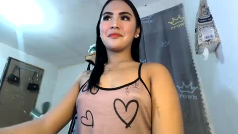 Snapshot of sexycheskax18 chatting on July 15, 5:56 am pretty Cheska online show from July 15, 5:56 am