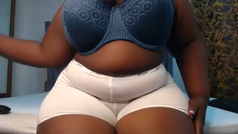 Snapshot of sexychocco_ chatting on January 16, 7:49 am sexychocco online show from January 16, 7:49 am