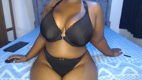 Snapshot of sexychocco_ chatting on October 5, 8:34 am sexychocco online show from October 5, 8:34 am