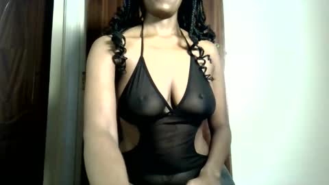 Snapshot of sexyclara90 chatting on March 8, 5:22 am sexyclara90 online show from March 8, 5:22 am