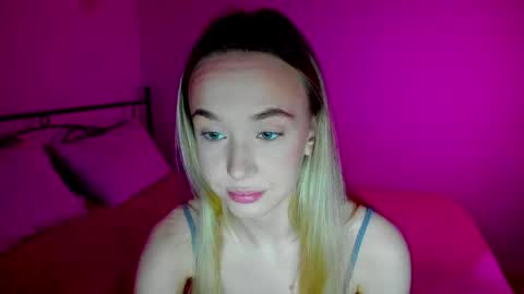 Snapshot of sexycocobutt chatting on March 1, 11:50 am Sophia online show from March 1, 11:50 am