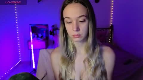 Snapshot of sexycocobutt chatting on November 2, 8:17 am Sophia online show from November 2, 8:17 am