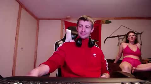 Austin and Megan online show from November 18, 7:40 pm