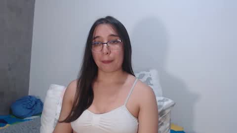 Coralinne online show from January 31, 8:22 pm