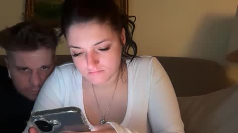 sexycouple41110 online show from February 8, 4:27 am