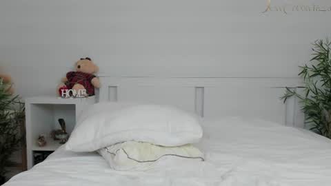 Snapshot of sexycreolyta4u chatting on June 28, 4:35 pm SexyCreolyta4u - Andreea online show from June 28, 4:35 pm
