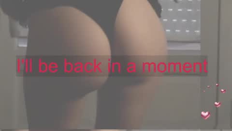 Snapshot of sexycutekitty chatting on December 17, 1:44 am sexycutekitty online show from December 17, 1:44 am