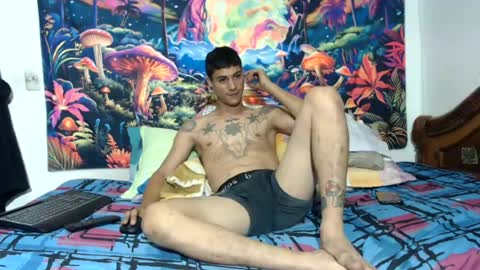 Snapshot of sexydarkhunter2 chatting on June 12, 7:07 am Mike online show from June 12, 7:07 am
