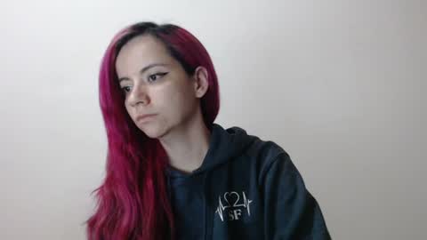 Snapshot of sexydemonangel chatting on July 20, 6:49 am sexydemonangel online show from July 20, 6:49 am