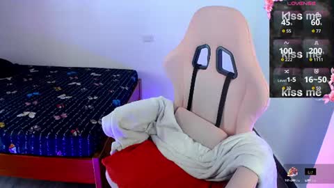sexydiabliita online show from June 23, 3:43 pm