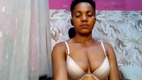 sexydoll32 online show from June 12, 10:30 pm