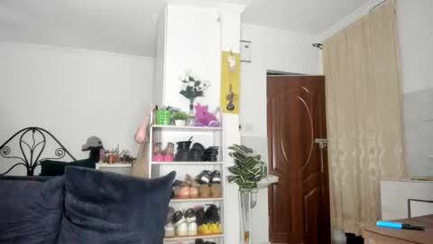 sexydotty382074 online show from June 11, 2:53 am