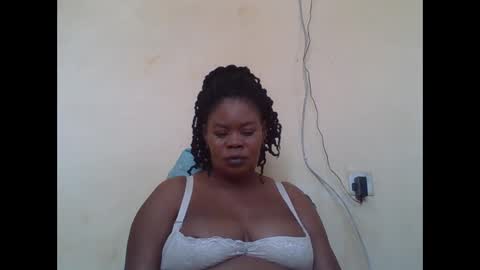 Snapshot of sexydove2 chatting on September 12, 7:08 am EMILY online show from September 12, 7:08 am