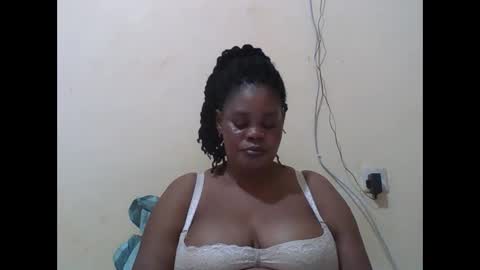 Snapshot of sexydove2 chatting on September 12, 7:14 pm EMILY online show from September 12, 7:14 pm
