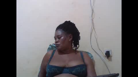 Snapshot of sexydove2 chatting on September 14, 7:35 pm EMILY online show from September 14, 7:35 pm