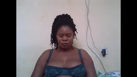 Snapshot of sexydove2 chatting on September 24, 7:55 am EMILY online show from September 24, 7:55 am
