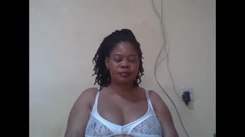 Snapshot of sexydove2 chatting on May 3, 5:57 am EMILY online show from May 3, 5:57 am