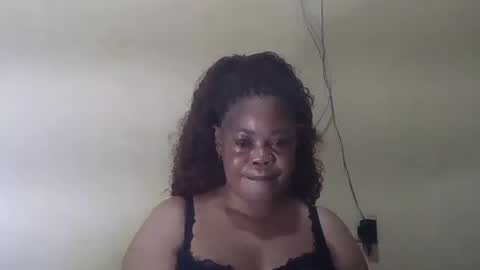 Snapshot of sexydove2 chatting on June 16, 3:31 am EMILY online show from June 16, 3:31 am